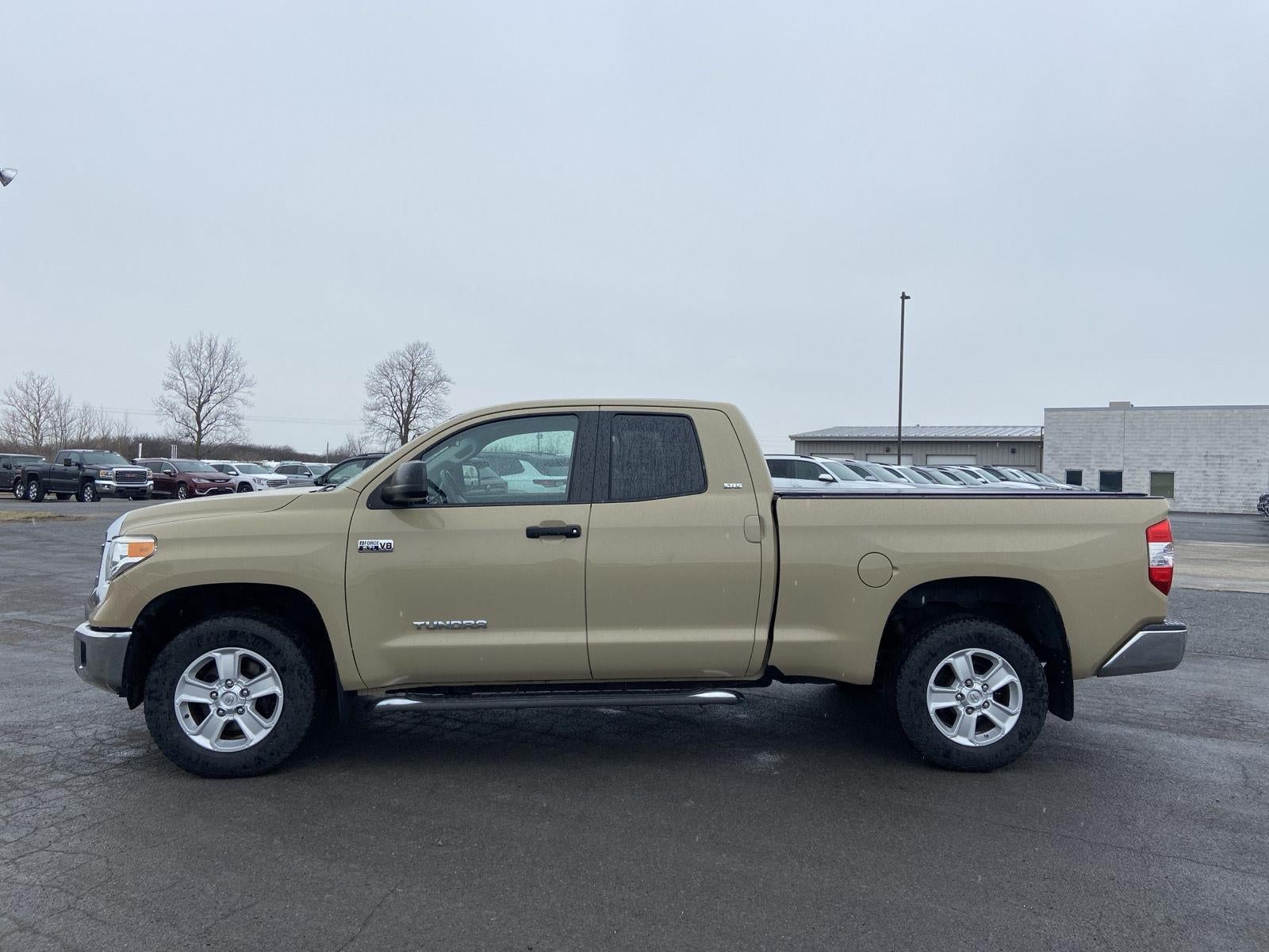2017 Toyota Tundra SR5