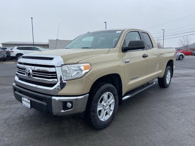 2017 Toyota Tundra SR5
