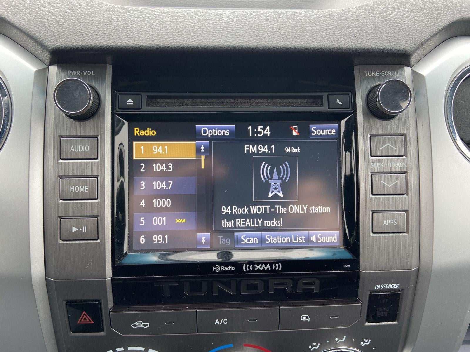 2017 Toyota Tundra SR5