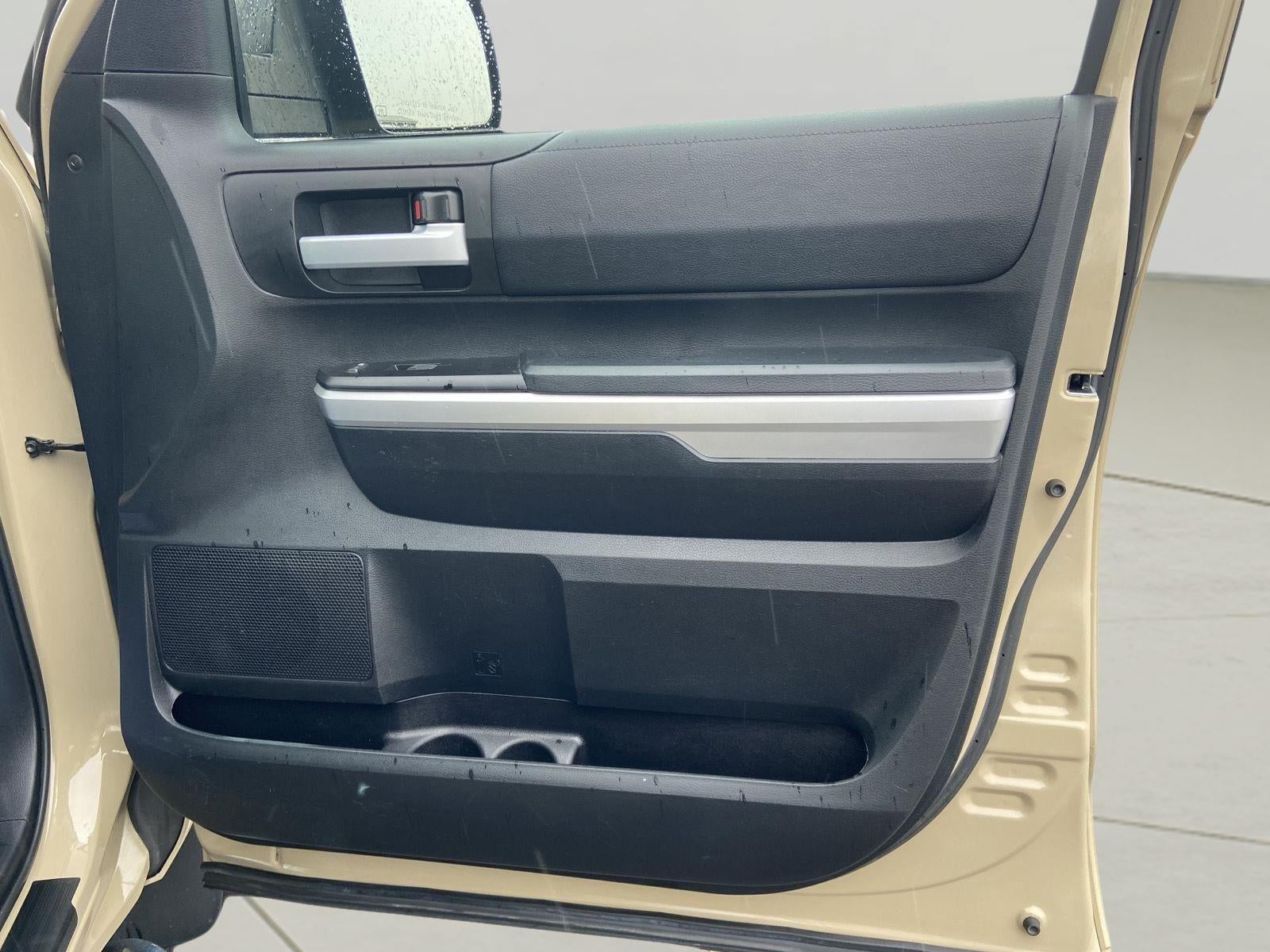 2017 Toyota Tundra SR5