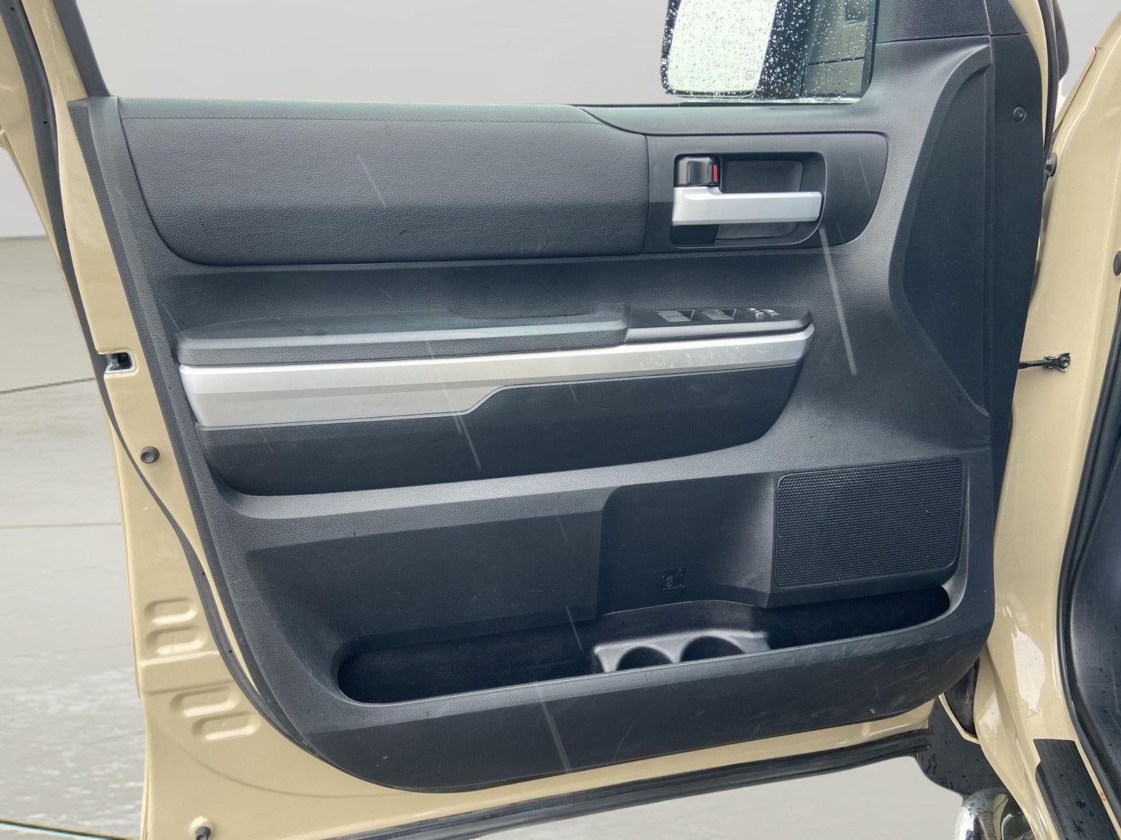 2017 Toyota Tundra SR5