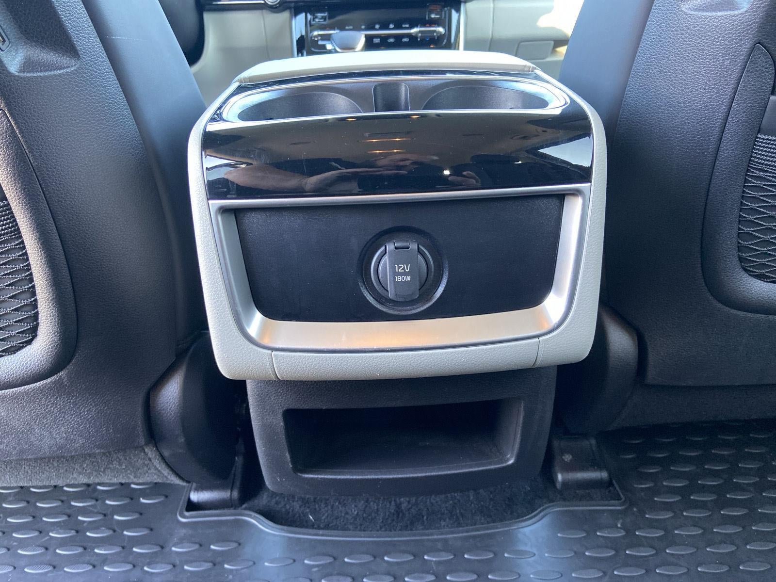 2023 Kia Carnival EX