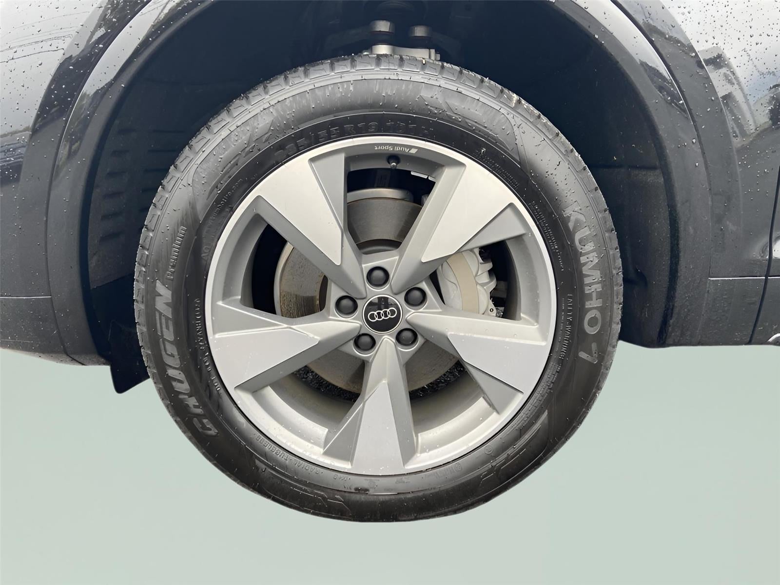 2025 Audi Q5 Premium