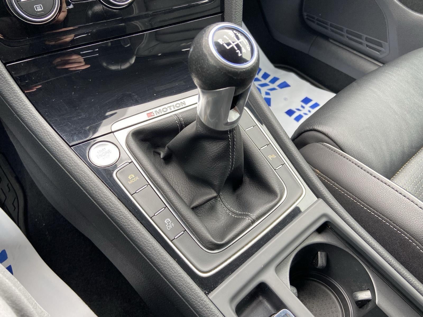 2019 Volkswagen Golf R 2.0T Manual w/DCC/Nav