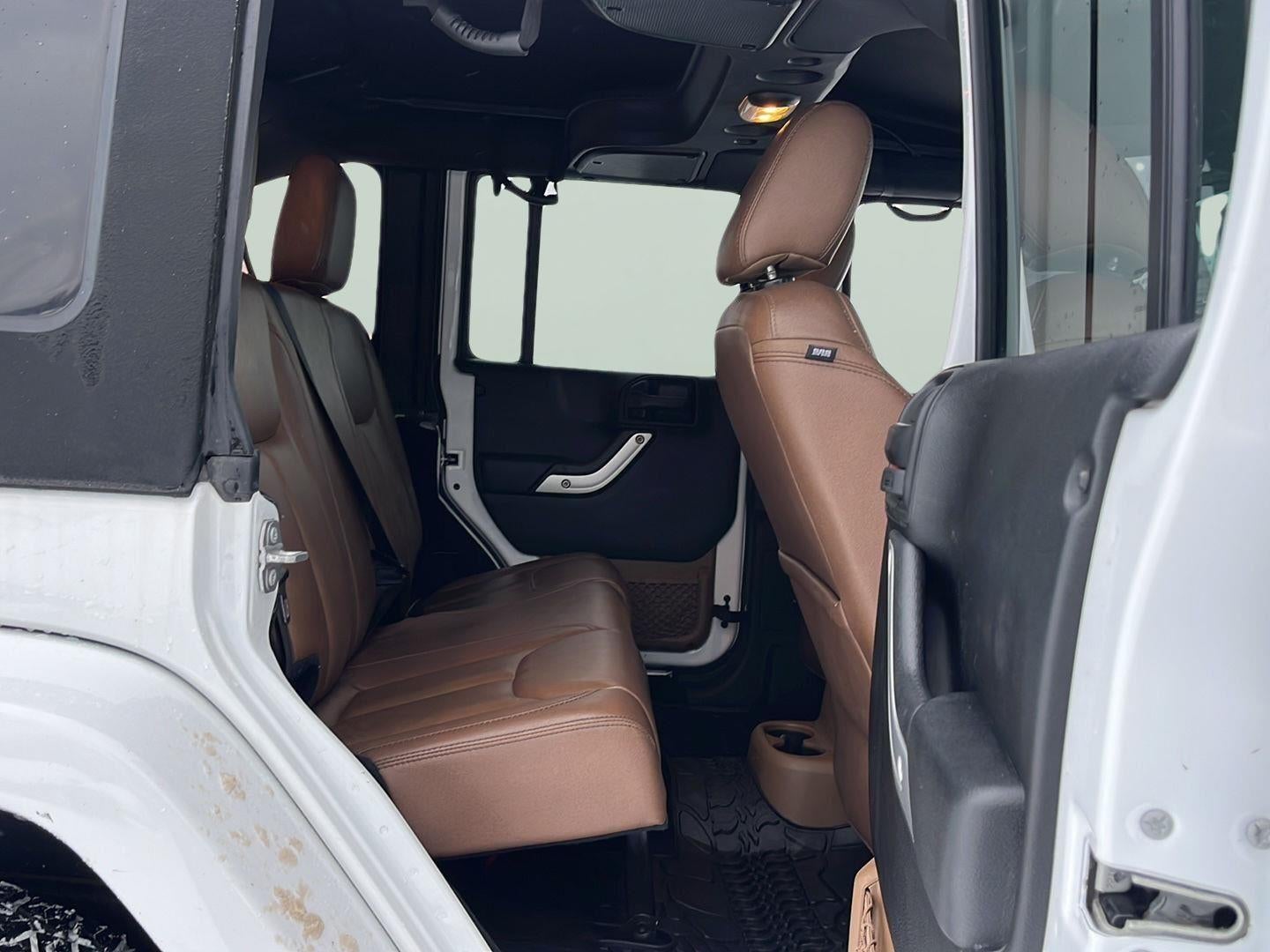 2016 Jeep Wrangler Unlimited Sahara