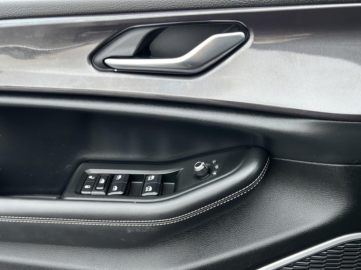 2021 Jeep Grand Cherokee L Laredo