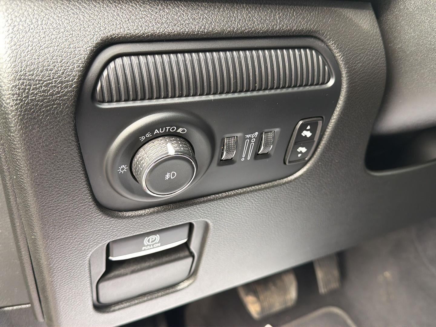 2024 Jeep Wagoneer Series II Carbide