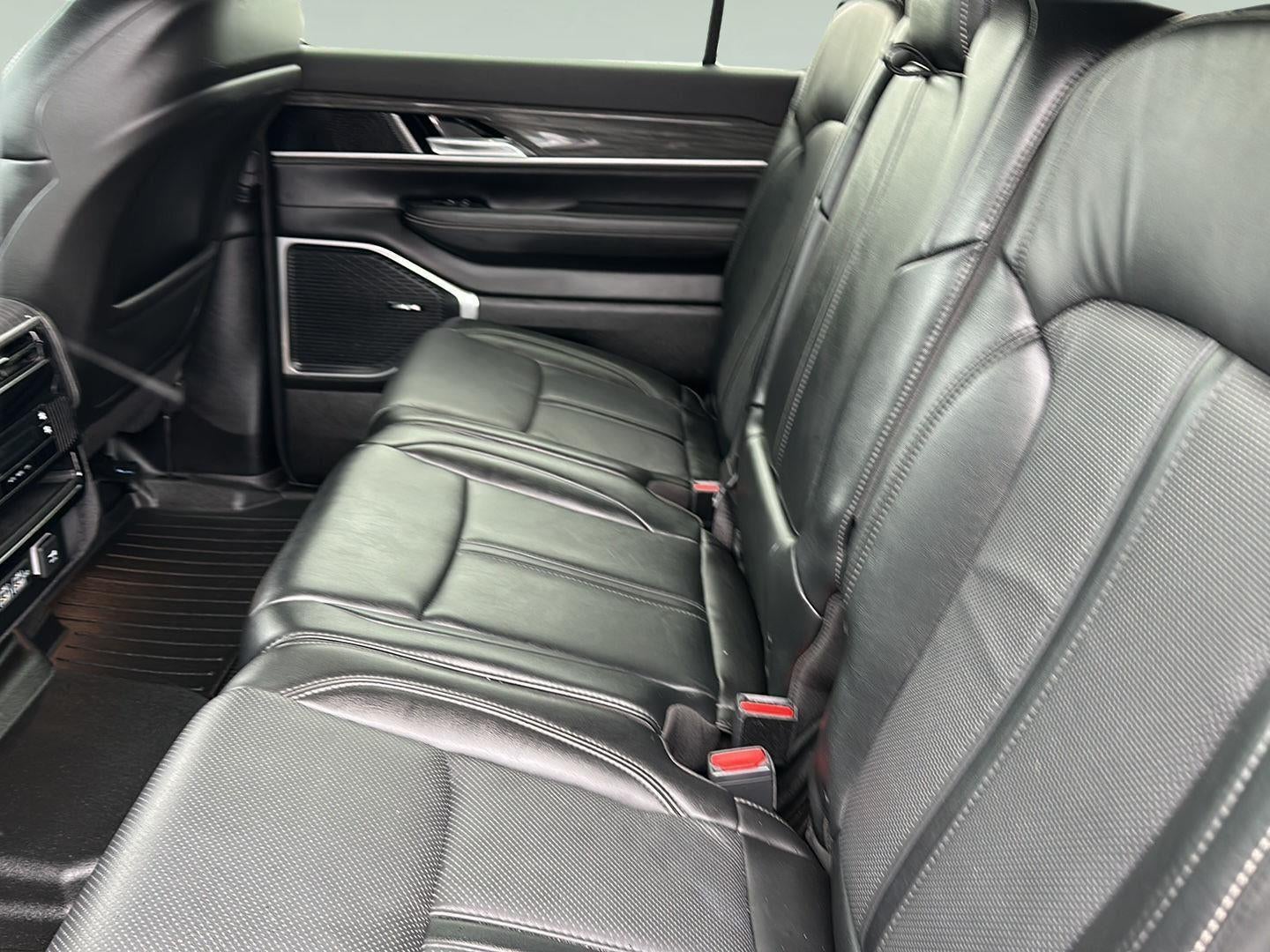 2022 Jeep Wagoneer Series II