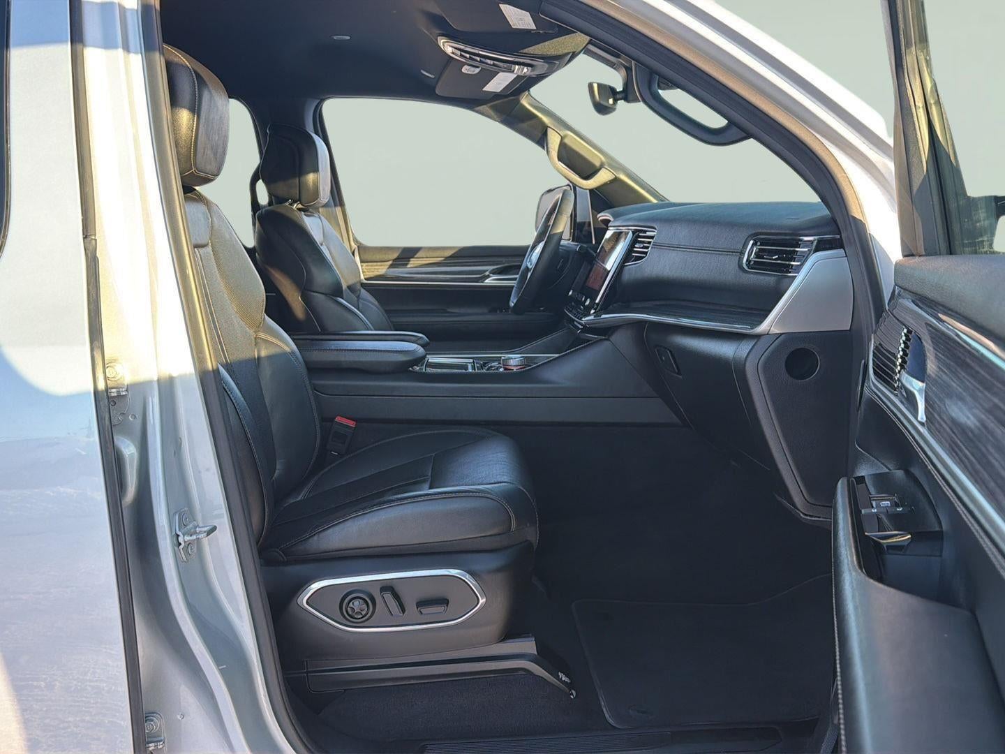 2022 Jeep Wagoneer Series III