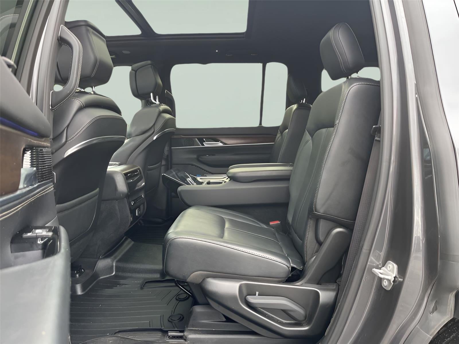 2022 Jeep Grand Wagoneer Series I