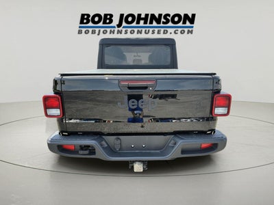 2022 Jeep Gladiator Willys Sport