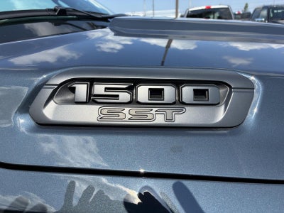 2025 RAM 1500 Warlock