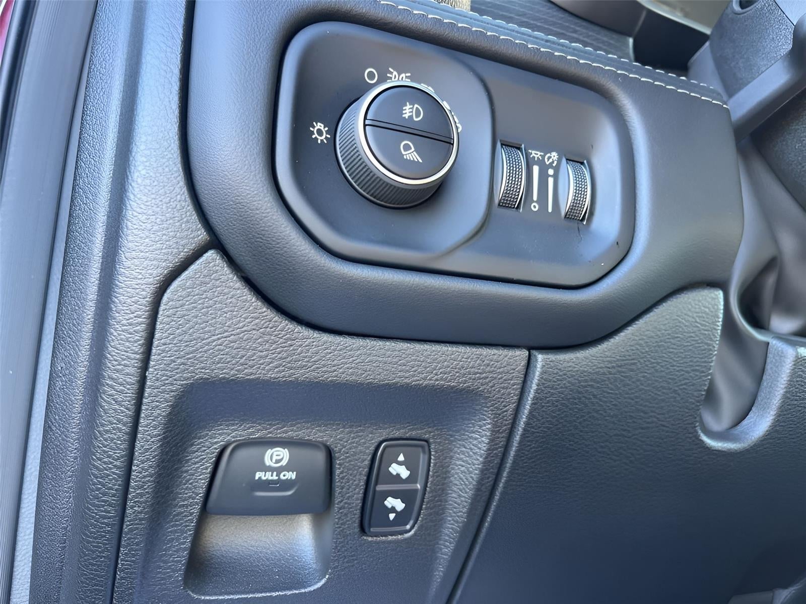 2023 RAM 1500 Limited