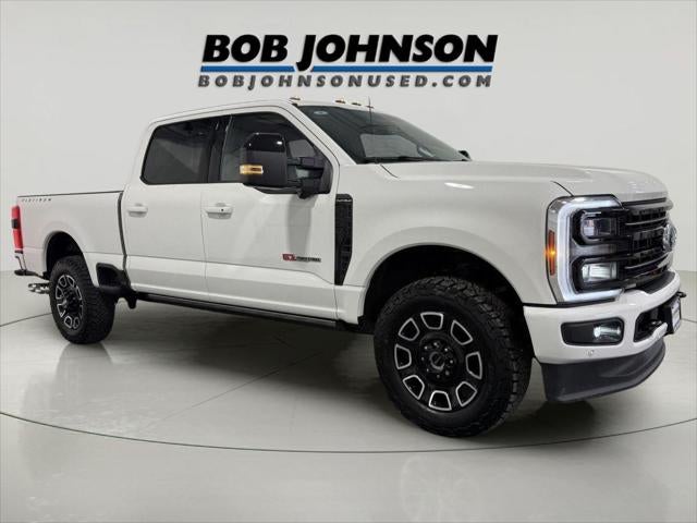 2025 Ford Super Duty F-250 Platinum