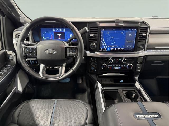 2025 Ford Super Duty F-250 Platinum