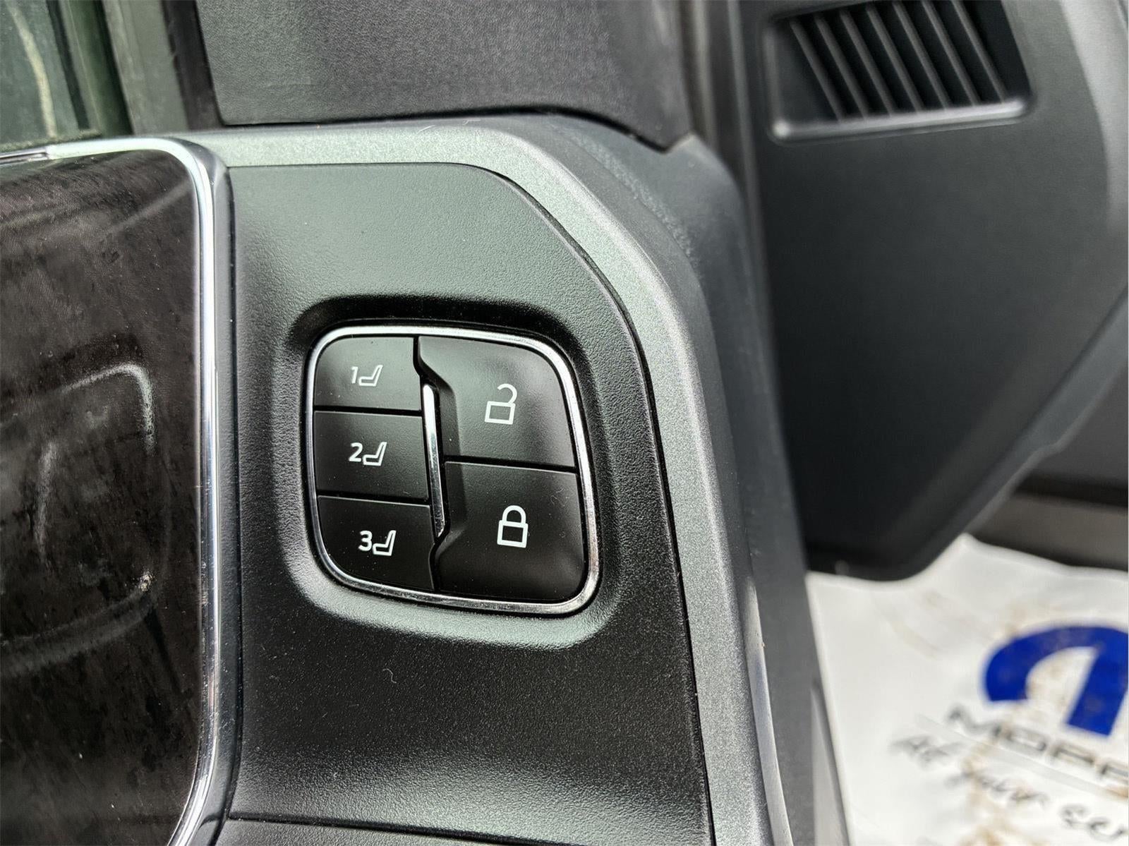 2023 Ford Super Duty F-250 Lariat