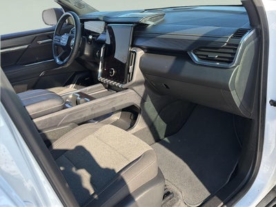 2025 GMC Acadia AWD Elevation