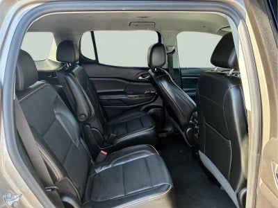 2022 GMC Acadia AT4