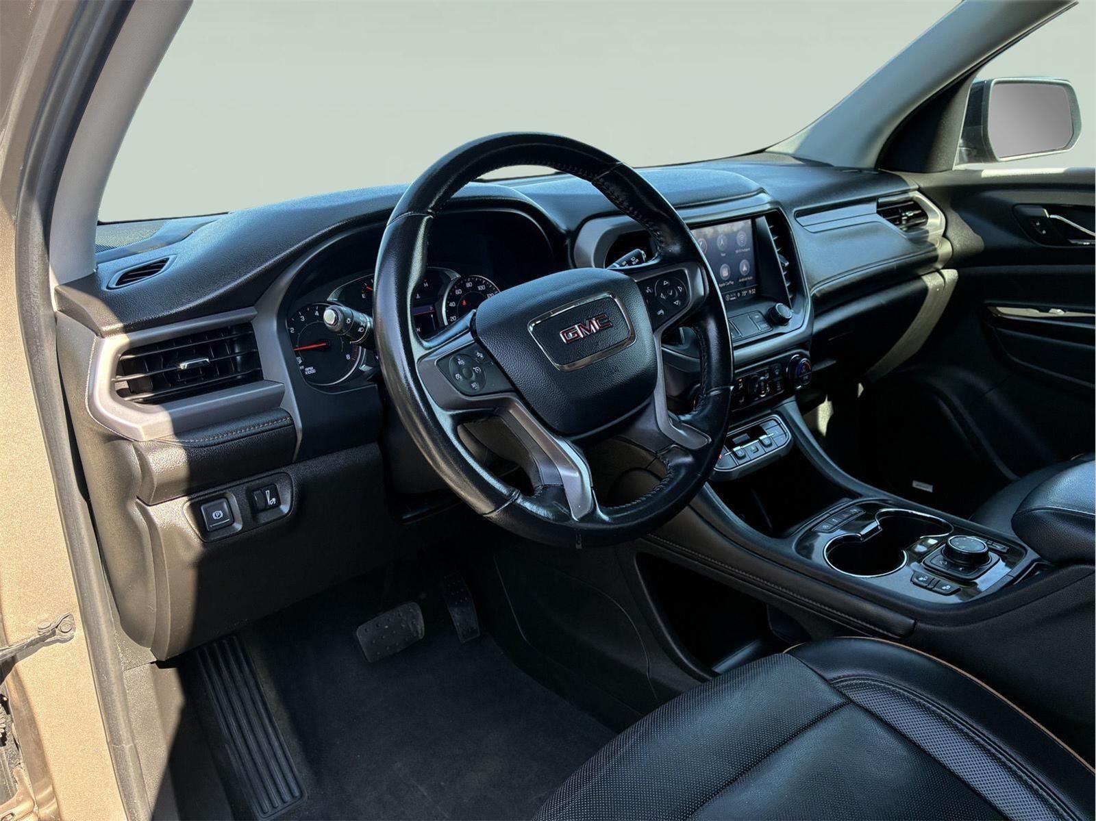 2022 GMC Acadia AT4