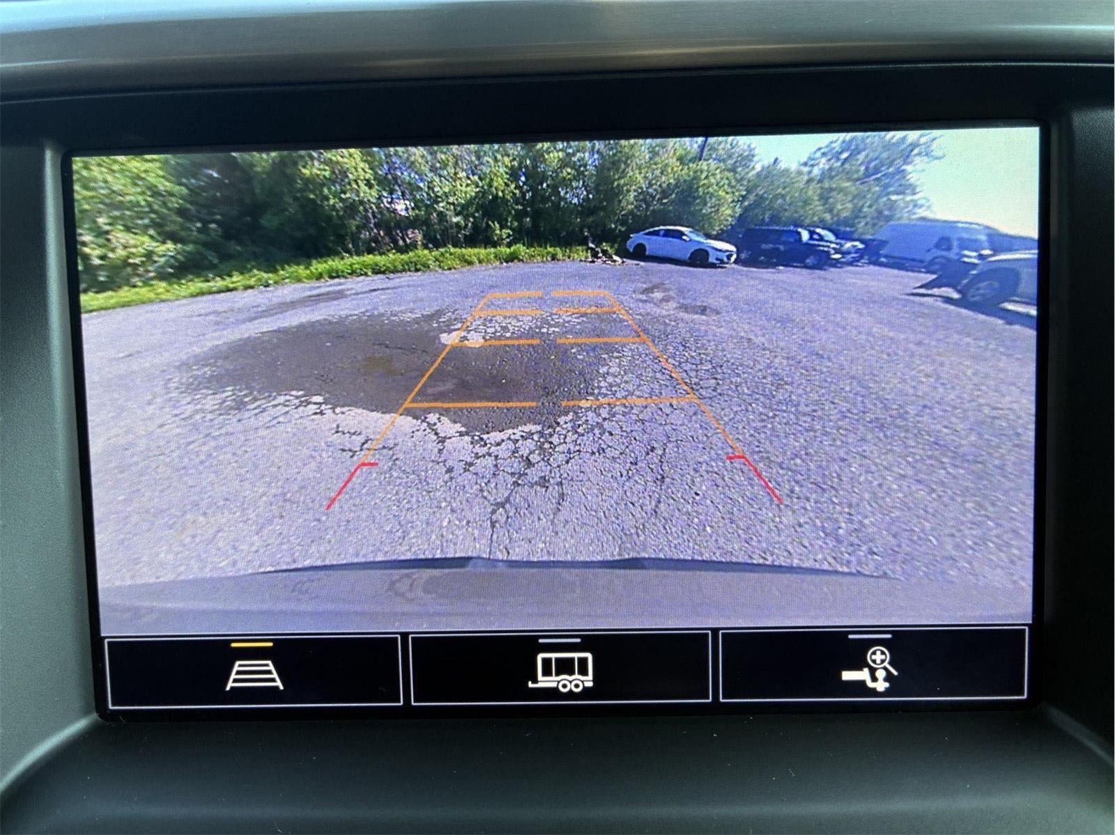2022 GMC Acadia AT4