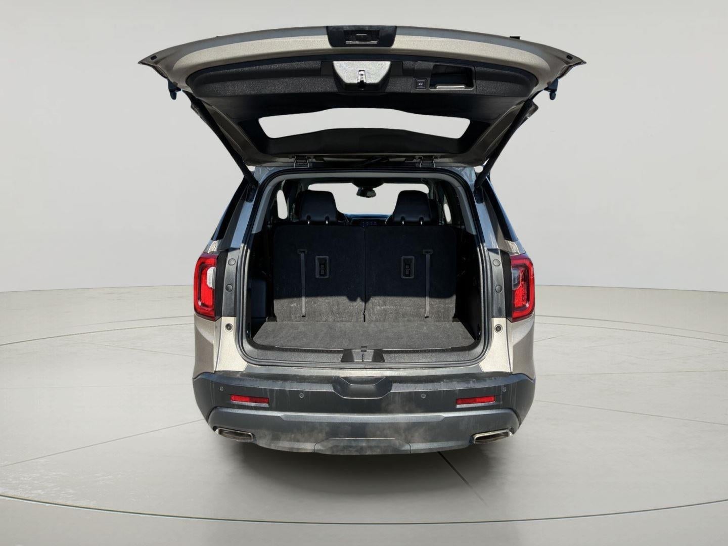 2022 GMC Acadia AT4
