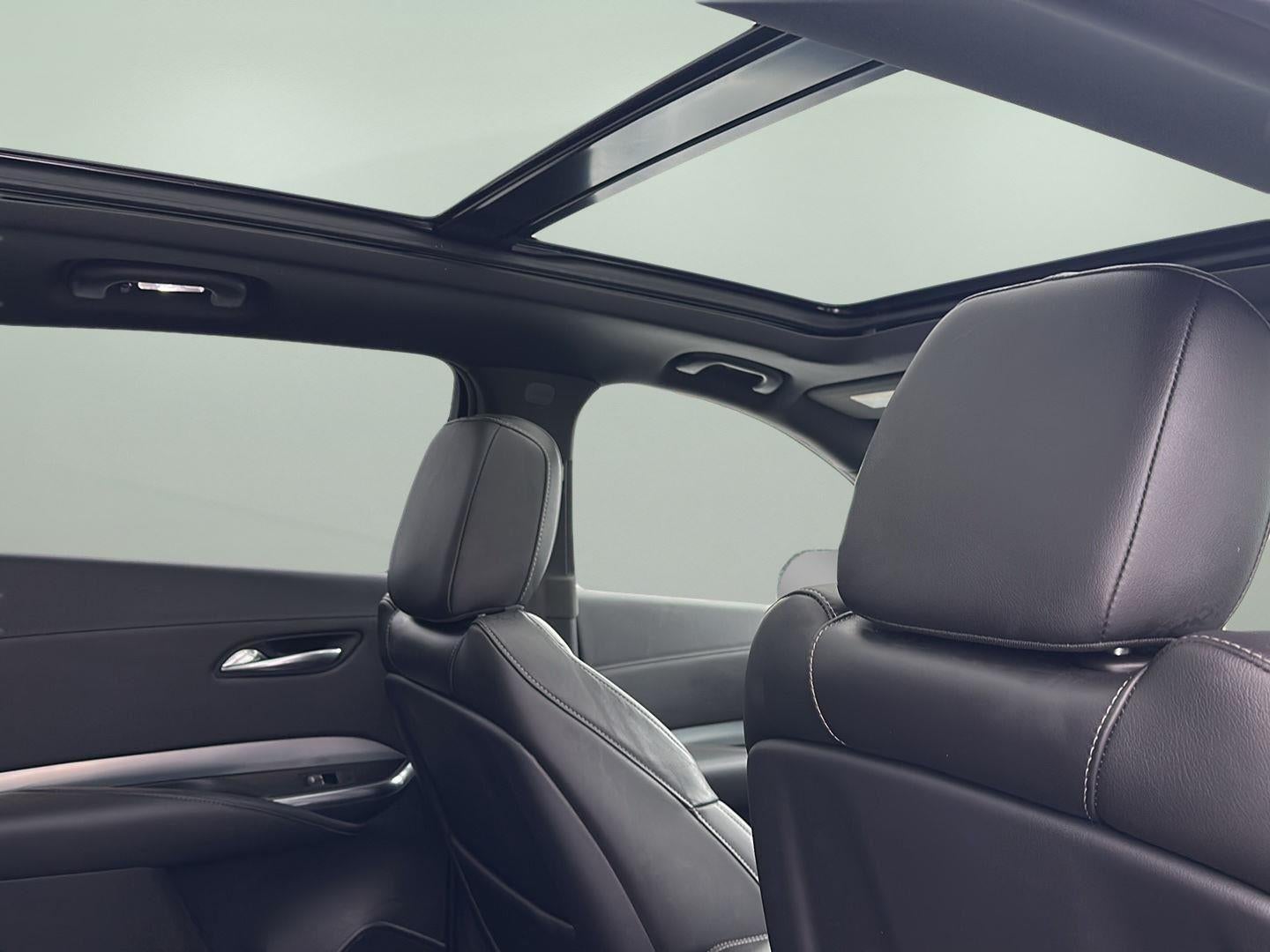 2020 Cadillac XT4 AWD Premium Luxury