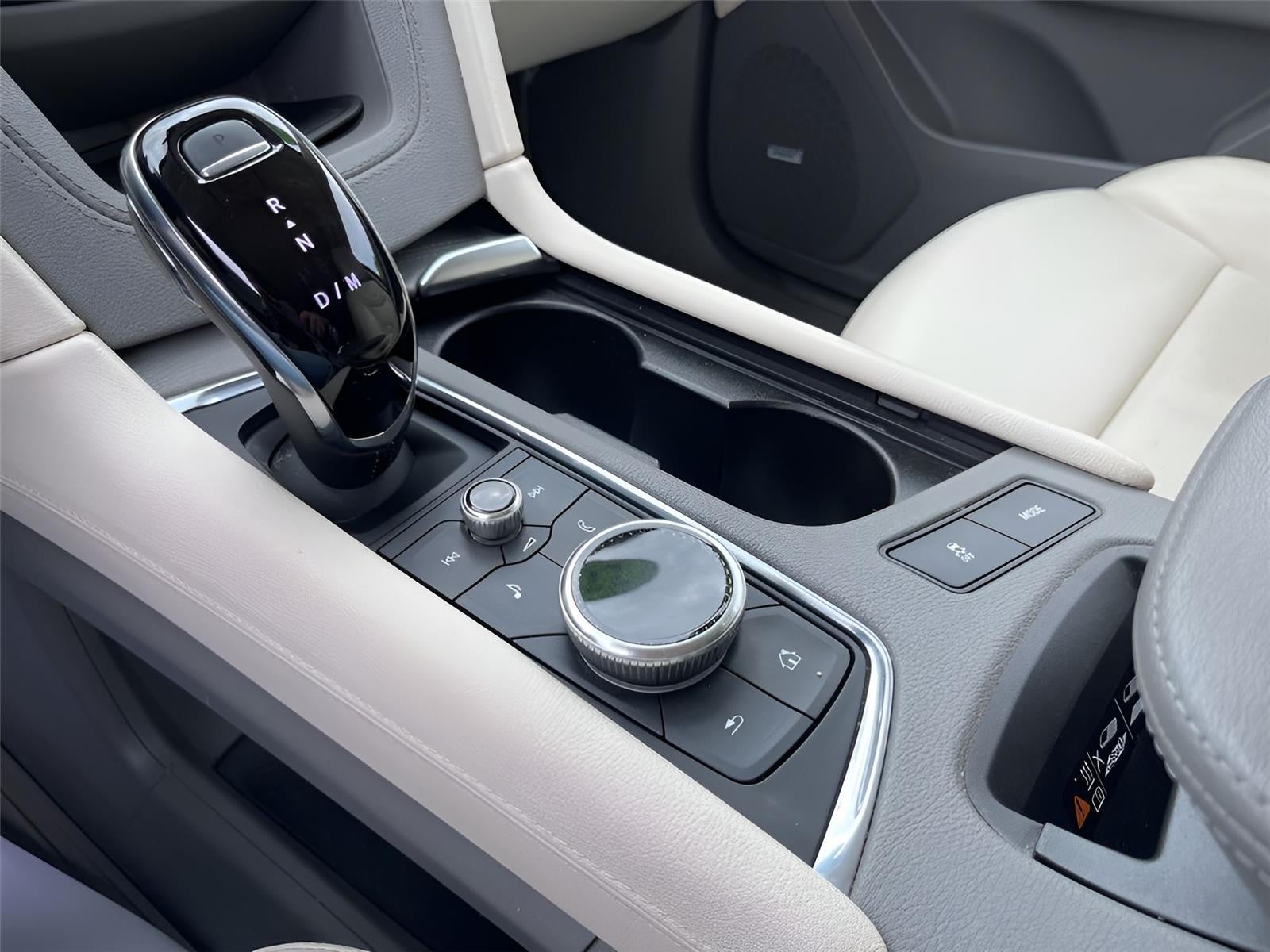 2022 Cadillac XT5 AWD Premium Luxury