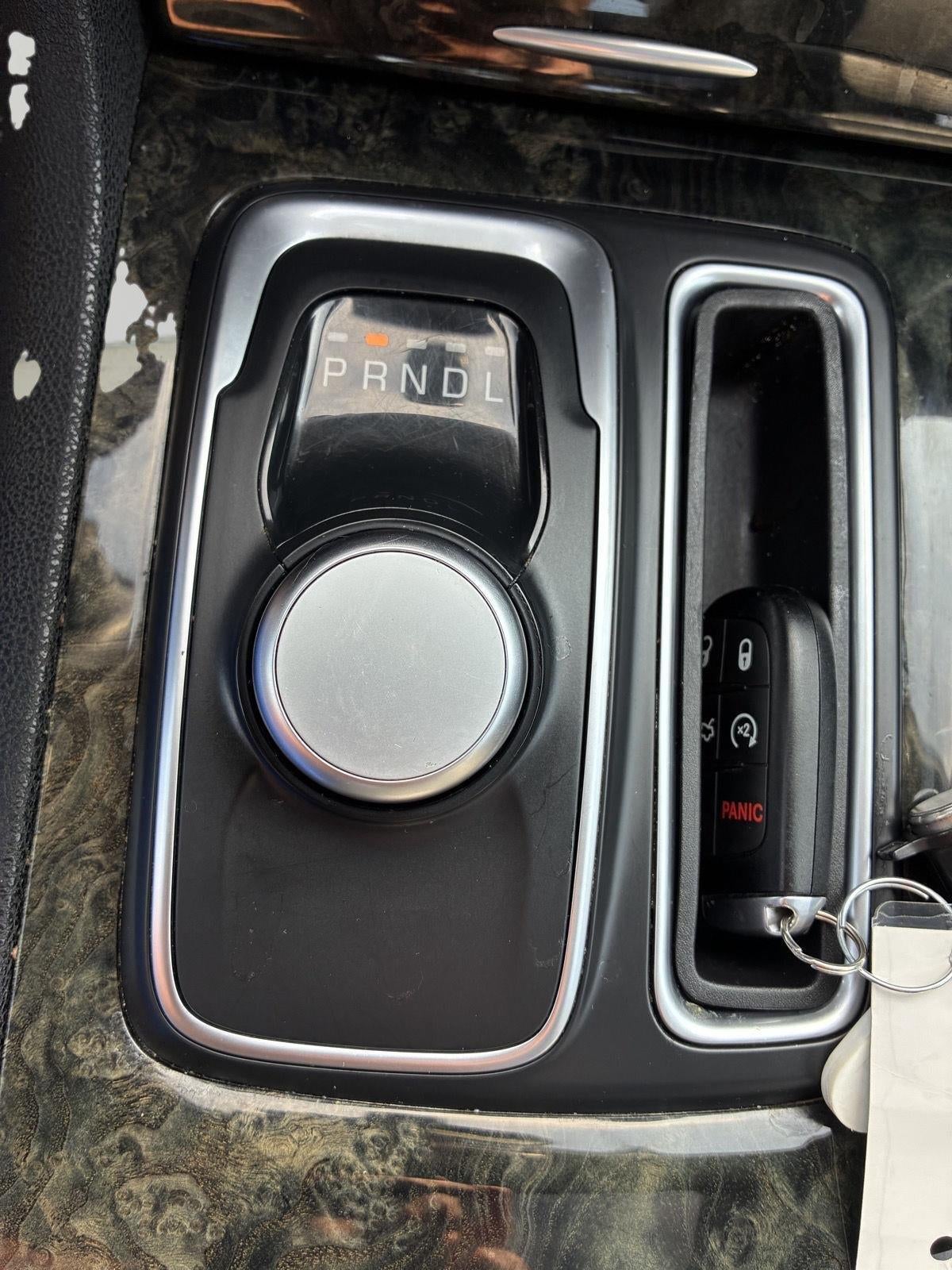 2023 Chrysler 300 Touring L