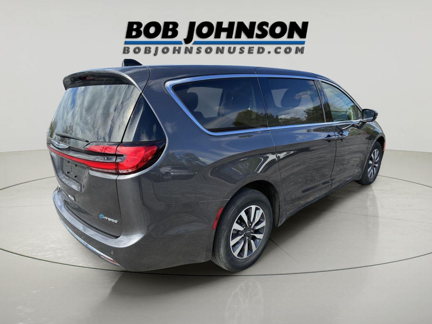 2023 Chrysler Pacifica Hybrid Touring L