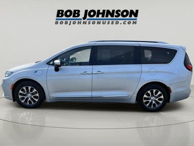 2023 Chrysler Pacifica Hybrid Pinnacle