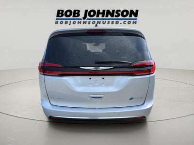 2023 Chrysler Pacifica Hybrid Pinnacle