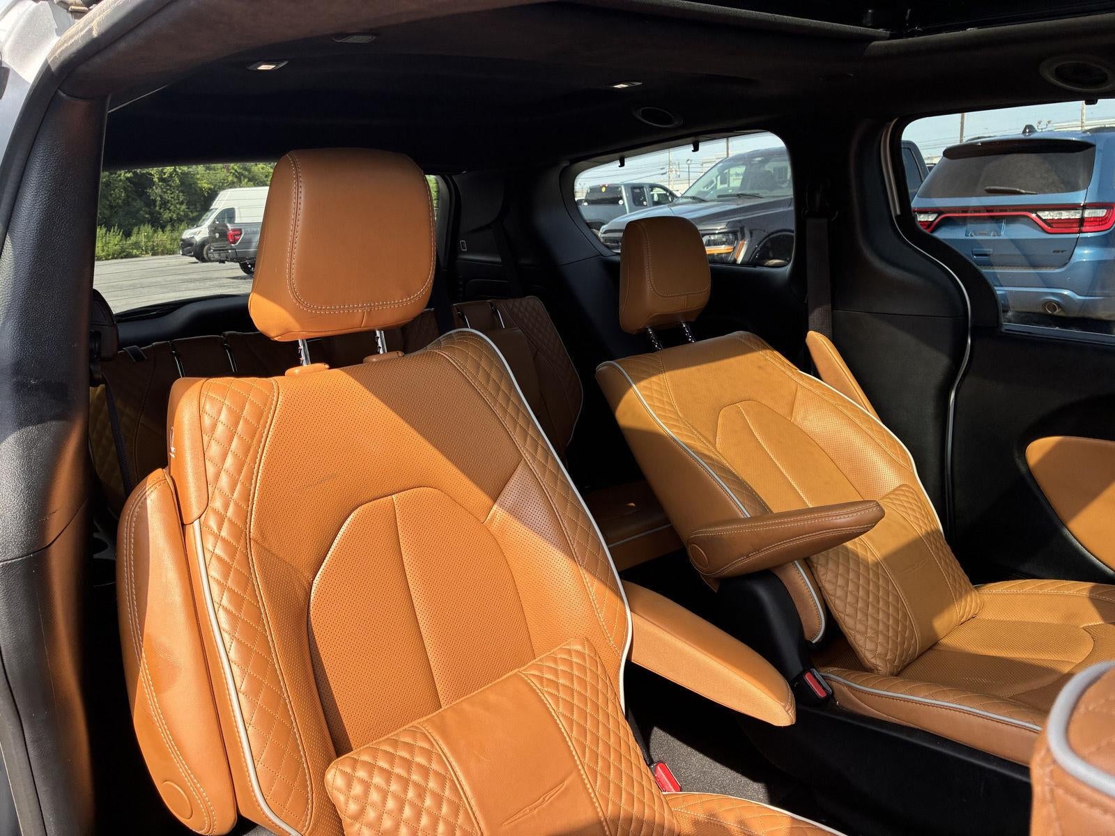 2023 Chrysler Pacifica Hybrid Pinnacle