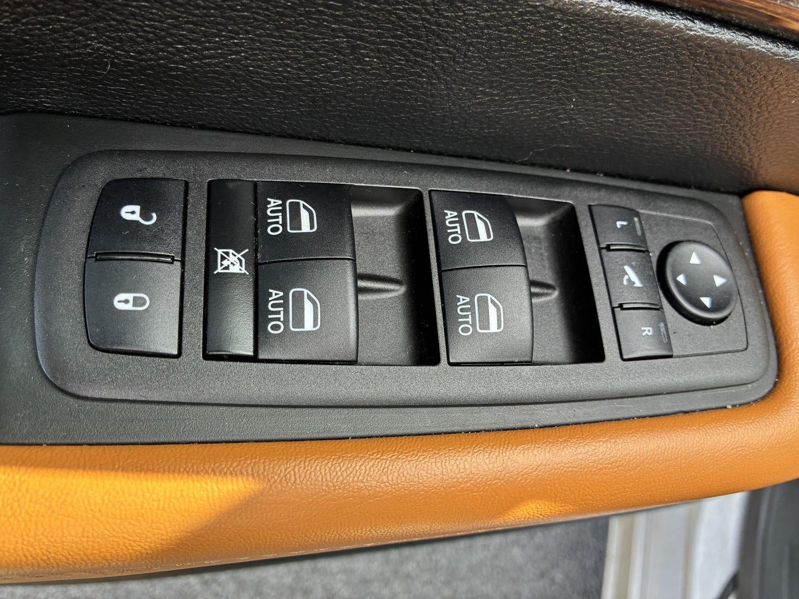 2023 Chrysler Pacifica Hybrid Pinnacle