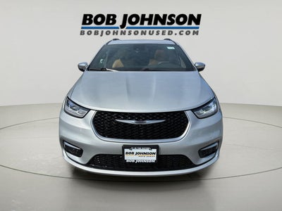 2023 Chrysler Pacifica Hybrid Pinnacle