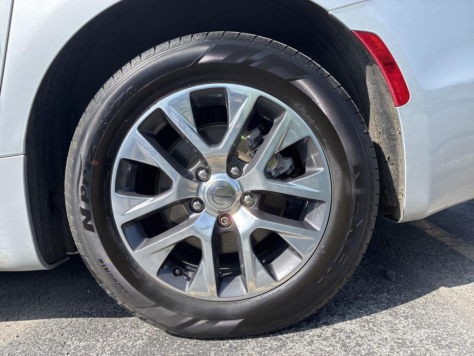 2023 Chrysler Pacifica Hybrid Pinnacle