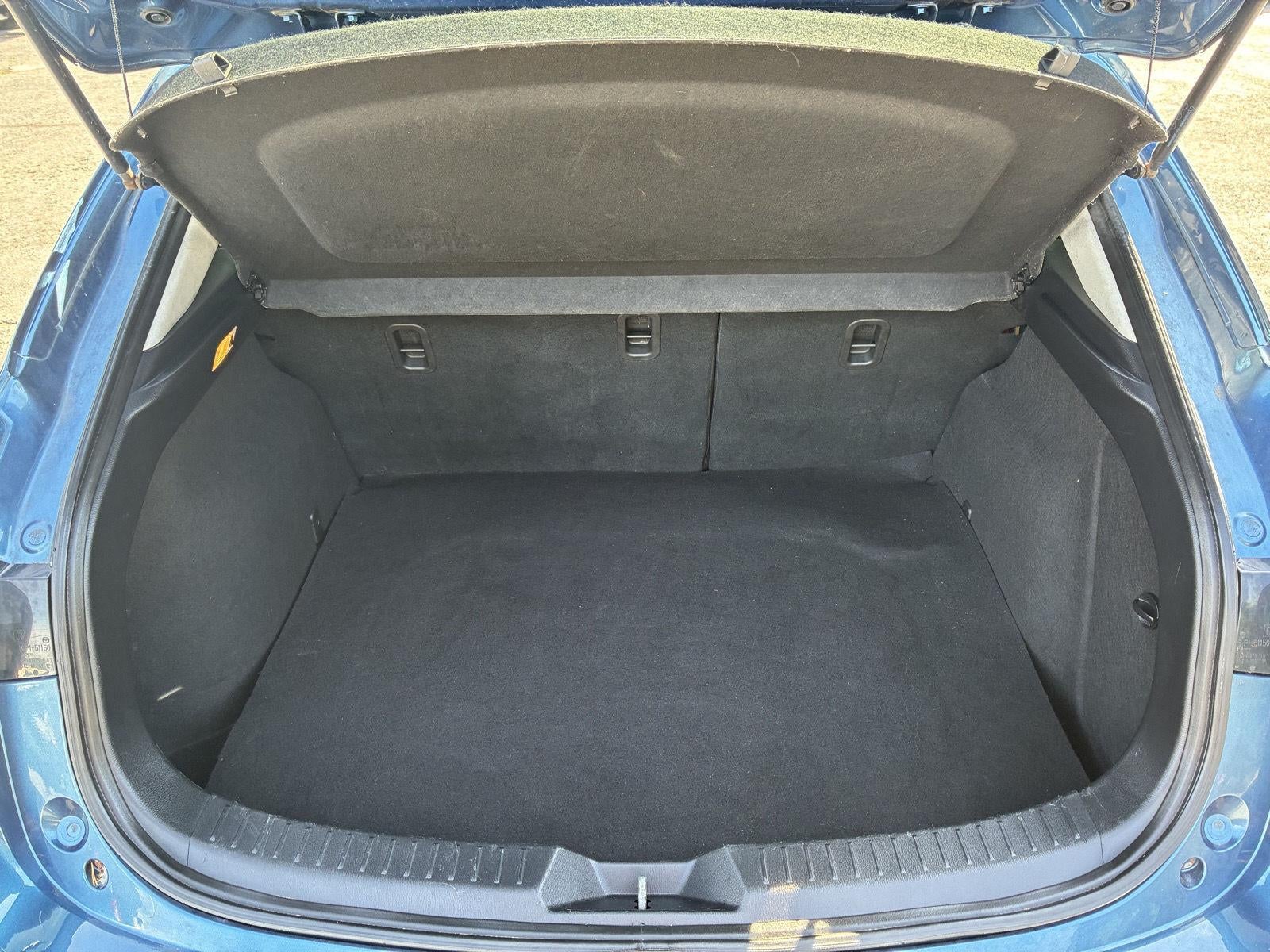2018 Mazda Mazda3 5-Door Touring