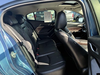 2018 Mazda Mazda3 5-Door Touring