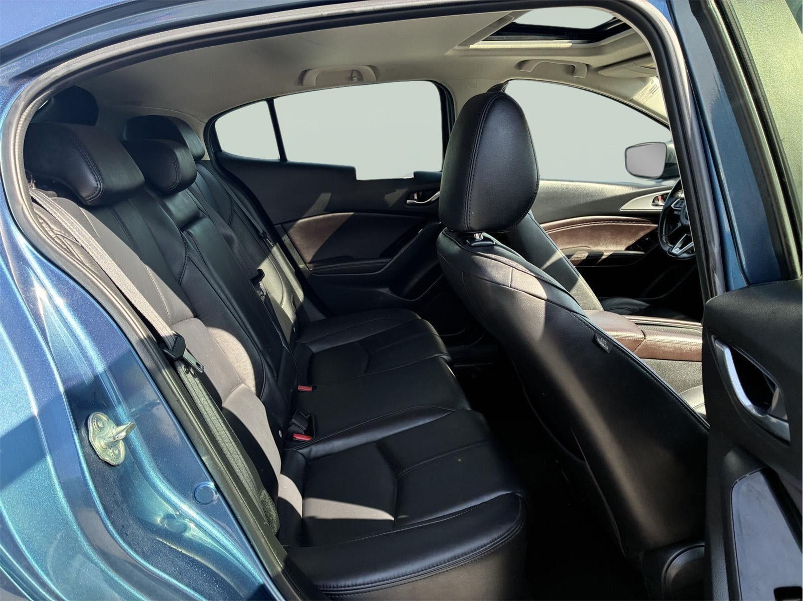 2018 Mazda Mazda3 5-Door Touring
