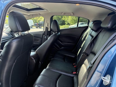 2018 Mazda Mazda3 5-Door Touring