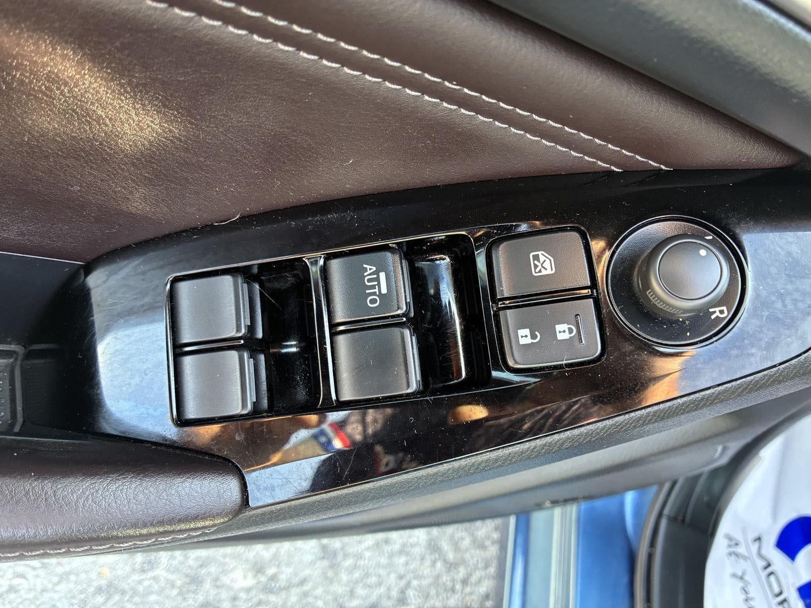 2018 Mazda Mazda3 5-Door Touring
