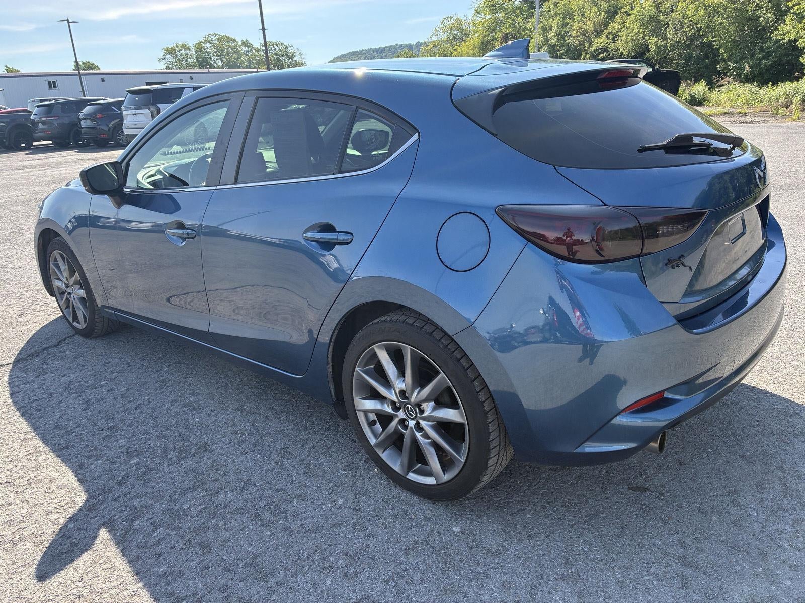 2018 Mazda Mazda3 5-Door Touring