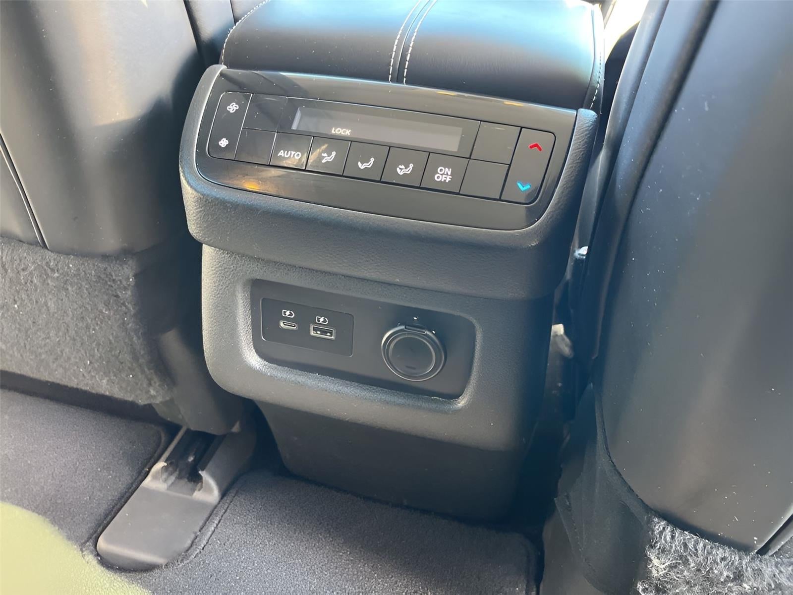 2022 INFINITI QX60 PURE