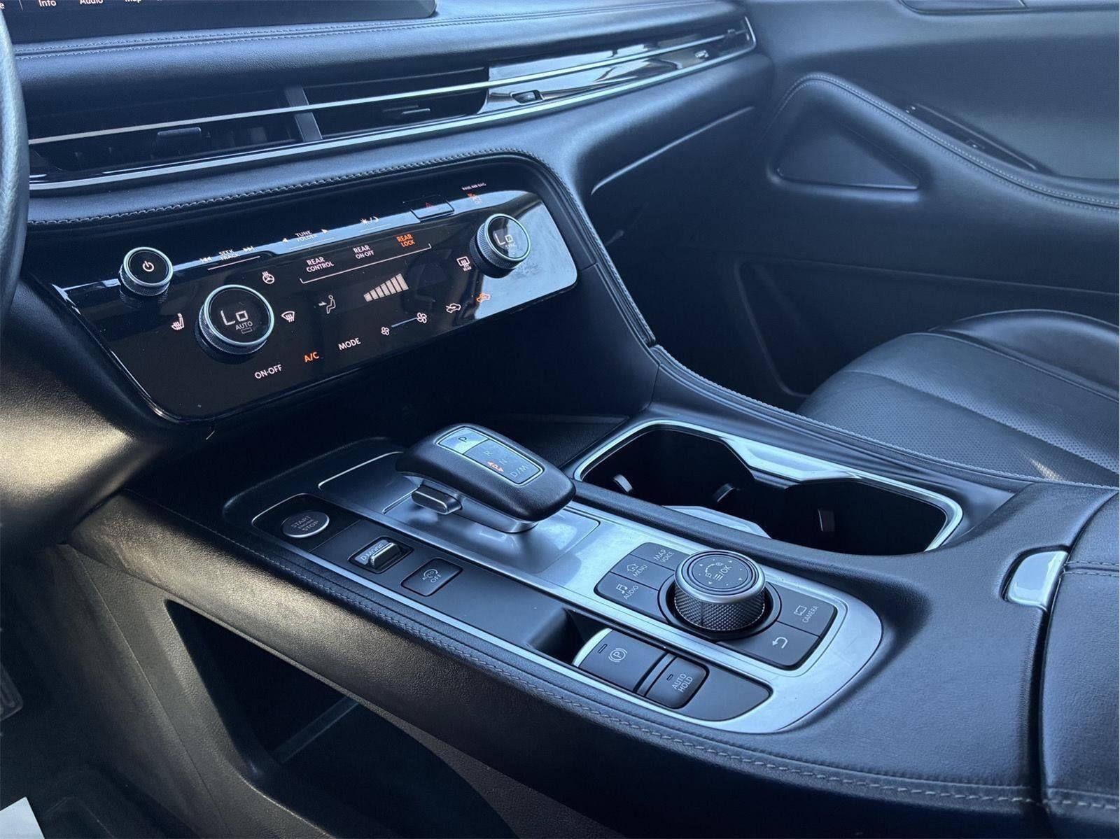 2024 INFINITI QX60 LUXE