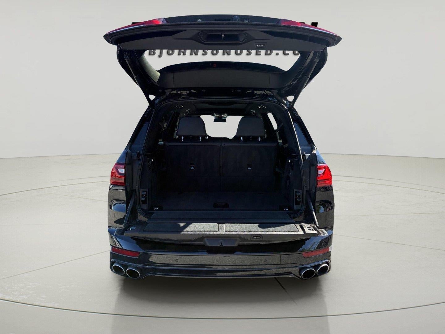 2021 BMW X7 ALPINA XB7