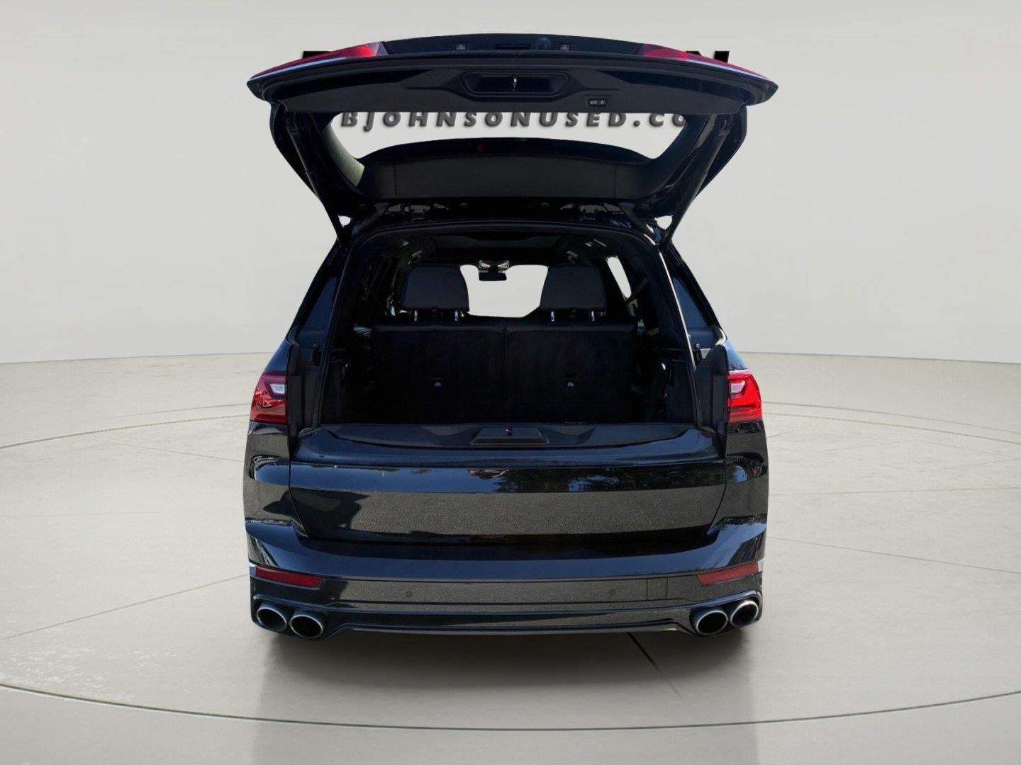 2021 BMW X7 ALPINA XB7