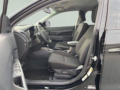 2025 Mitsubishi Outlander Sport LE