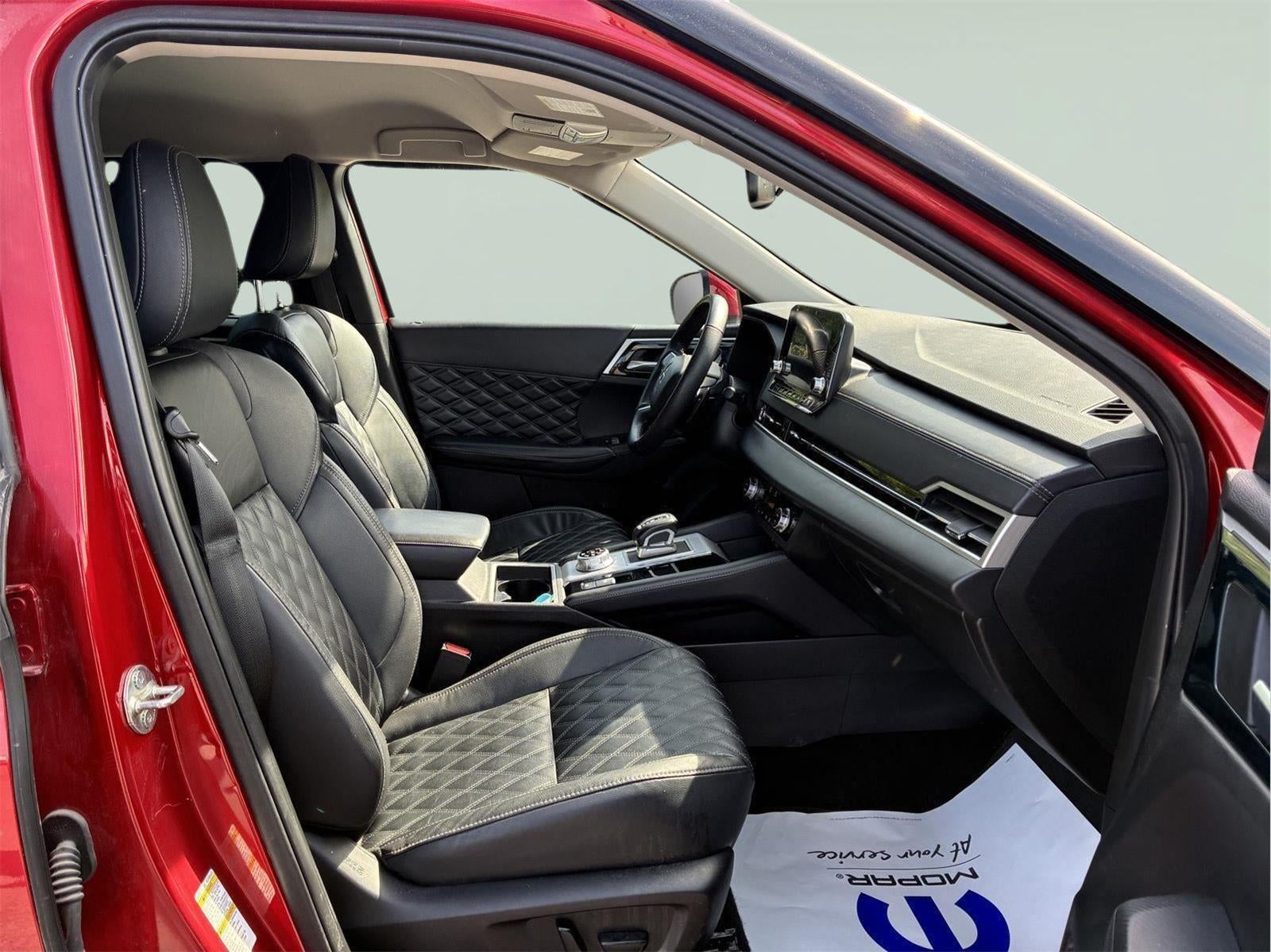 2023 Mitsubishi Outlander SEL