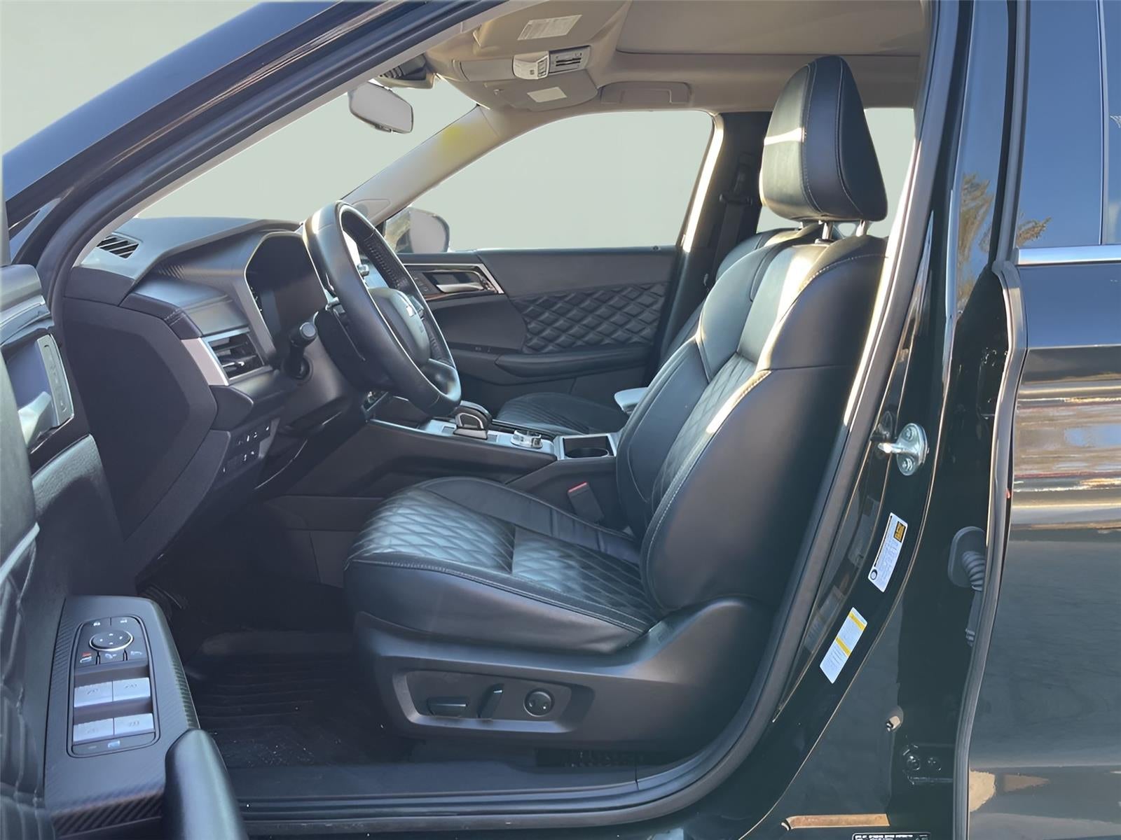 2023 Mitsubishi Outlander PHEV SEL