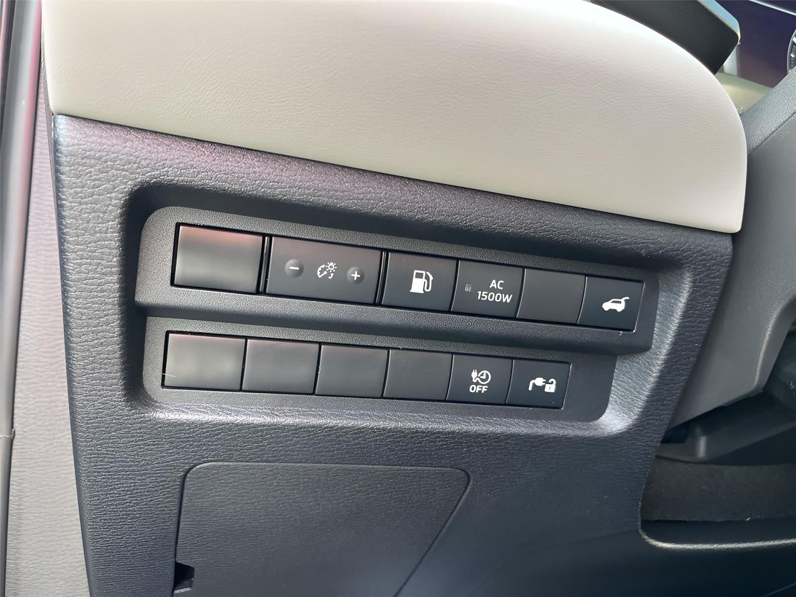 2023 Mitsubishi Outlander PHEV SEL