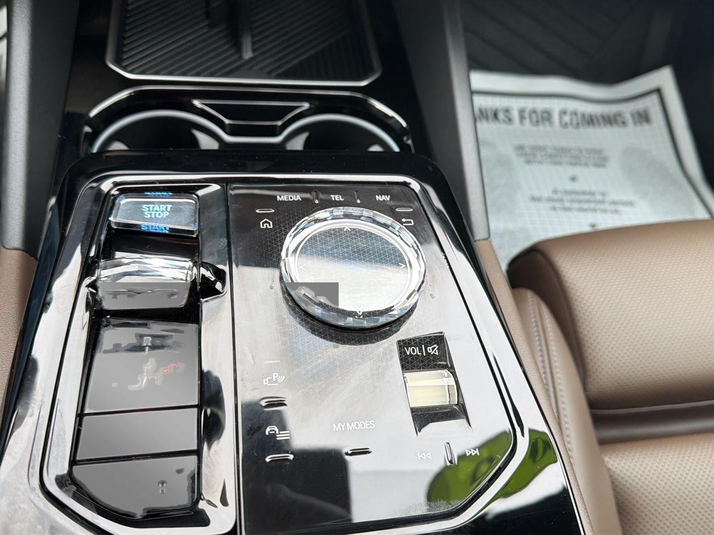 2025 BMW i5 xDrive40